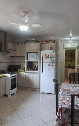Casa à venda com 195m², 4 quartos e 5 vagasCozinha