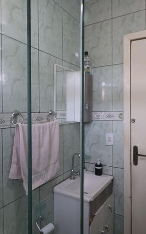 Casa à venda com 195m², 4 quartos e 5 vagasBanheiro Social
