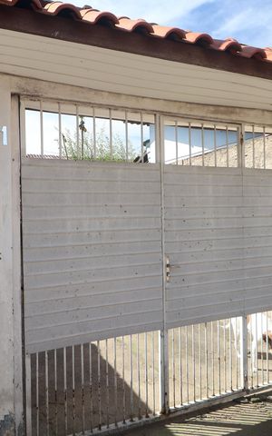 Casa à venda com 195m², 4 quartos e 5 vagasPlaca