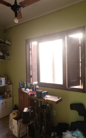 Casa à venda com 195m², 4 quartos e 5 vagasDespensa