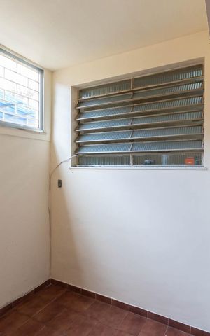 Casa à venda com 220m², 5 quartos e 1 vagaSala 2