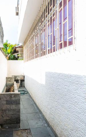 Casa à venda com 220m², 5 quartos e 1 vagaQuintal