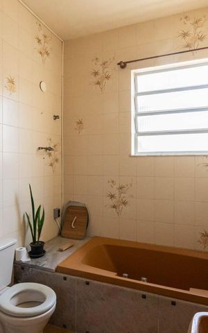 Casa à venda com 220m², 5 quartos e 1 vagaBanheiro Social