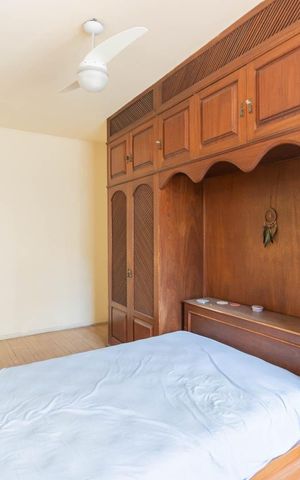 Casa à venda com 220m², 5 quartos e 1 vagaSuíte