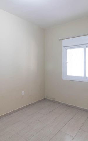 Casa à venda com 179m², 5 quartos e 4 vagas Casa à venda com 179m², 5 quartos e 4 vagasQuarto 2