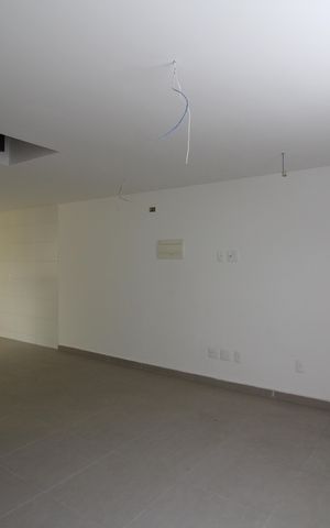 Casa de condomínio à venda com 81m², 2 quartos e 1 vagaSala