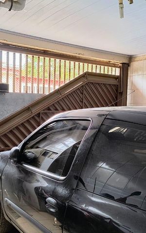 Casa à venda com 120m², 3 quartos e 2 vagas Casa à venda com 120m², 3 quartos e 2 vagasGaragem
