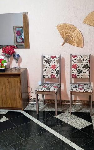Casa à venda com 120m², 3 quartos e 2 vagas Casa à venda com 120m², 3 quartos e 2 vagasSala