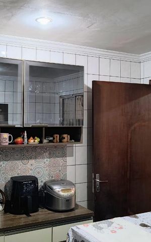 Casa à venda com 120m², 3 quartos e 2 vagas Casa à venda com 120m², 3 quartos e 2 vagasCozinha