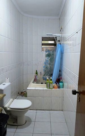Casa à venda com 120m², 3 quartos e 2 vagas Casa à venda com 120m², 3 quartos e 2 vagasBanheiro 2