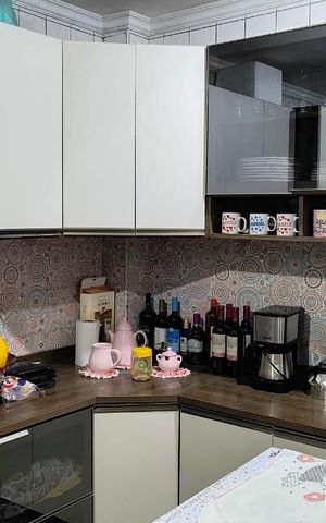 Casa à venda com 120m², 3 quartos e 2 vagas Casa à venda com 120m², 3 quartos e 2 vagasCozinha