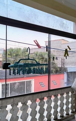 Casa à venda com 120m², 3 quartos e 2 vagas Casa à venda com 120m², 3 quartos e 2 vagasVaranda
