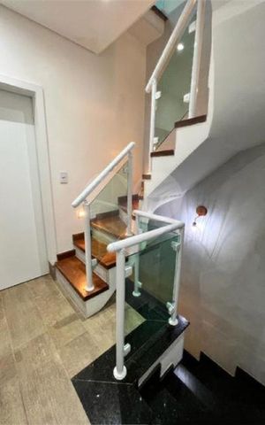 Casa à venda com 140m², 3 quartos e 2 vagas