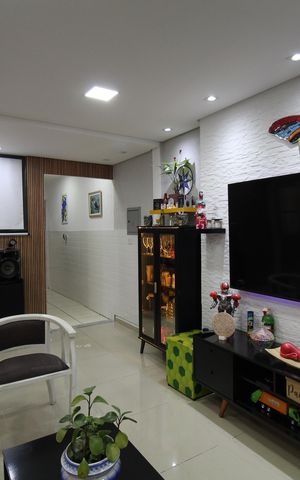Casa à venda com 316m², 4 quartos e 2 vagasSala