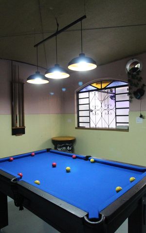 Casa à venda com 316m², 4 quartos e 2 vagasSala de Jogos