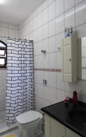 Casa à venda com 316m², 4 quartos e 2 vagasBanheiro da Suíte