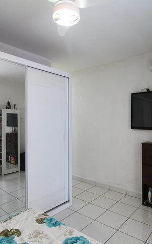 Casa à venda com 316m², 4 quartos e 2 vagasSuite