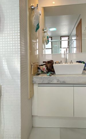 Apartamento à venda com 150m², 4 quartos e 4 vagas Apartamento à venda com 150m², 4 quartos e 4 vagasBanheiro Social