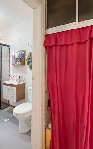 Apartamento à venda com 55m², 1 quarto e sem vaga Apartamento à venda com 55m², 1 quarto e sem vagaBanheiro Social
