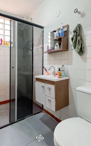 Apartamento à venda com 55m², 1 quarto e sem vaga Apartamento à venda com 55m², 1 quarto e sem vagaBanheiro Social
