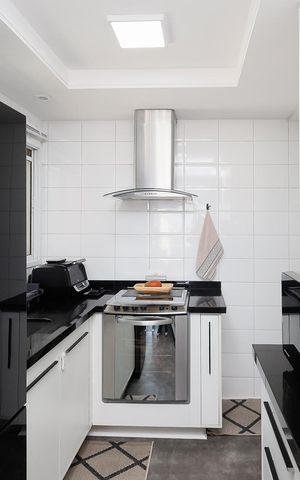 Apartamento à venda com 92m², 3 quartos e 2 vagasCozinha