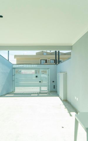 Casa à venda com 190m², 3 quartos e 4 vagas Casa à venda com 190m², 3 quartos e 4 vagasVista da Sala