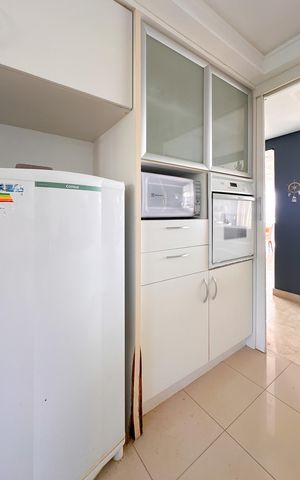Apartamento para alugar com 250m², 4 quartos e 2 vagasCozinha