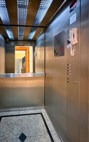 Apartamento para alugar com 250m², 4 quartos e 2 vagasElevador
