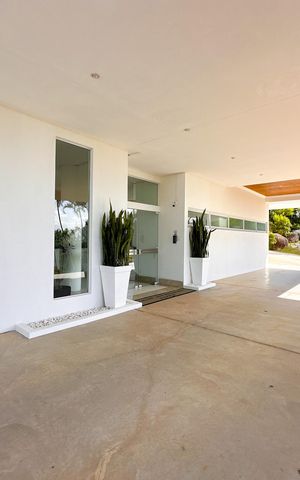 Apartamento para alugar com 250m², 4 quartos e 2 vagasEntrada