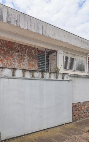 Casa à venda com 150m², 3 quartos e 4 vagasFachada