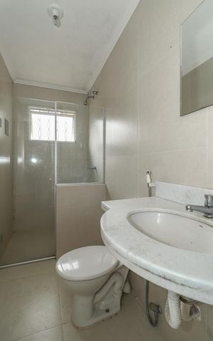 Casa à venda com 150m², 3 quartos e 4 vagasBanheiro da Suíte