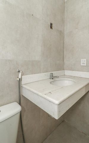 Casa à venda com 150m², 3 quartos e 4 vagasBanheiro da Suíte 3