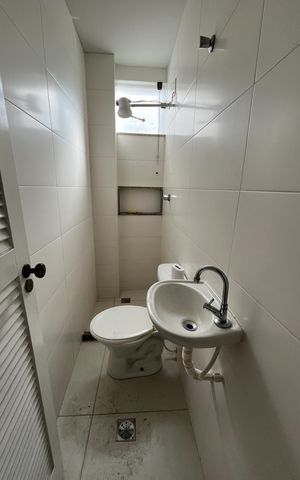 Casa à venda com 565m², 7 quartos e 3 vagasBanheiro de serviço