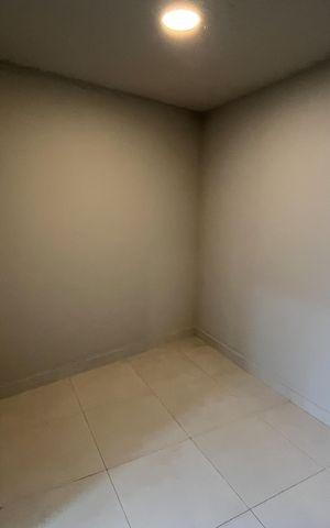 Casa à venda com 565m², 7 quartos e 3 vagasSuíte