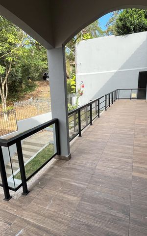 Casa à venda com 565m², 7 quartos e 3 vagasVaranda