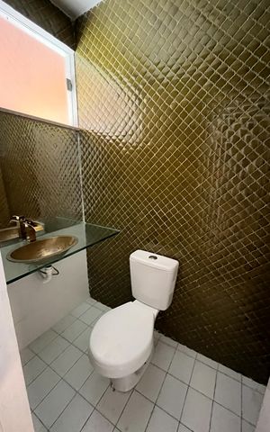 Casa à venda com 565m², 7 quartos e 3 vagasLavabo
