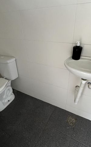 Casa à venda com 565m², 7 quartos e 3 vagasBanheiro da Piscina