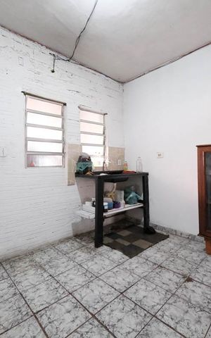 Casa à venda com 50m², 1 quarto e sem vagaSala/Cozinha