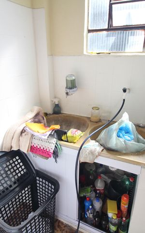 Casa à venda com 360m², 2 quartos e 2 vagasÁrea de Serviço