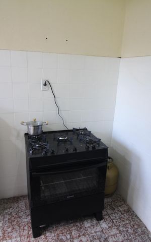 Casa à venda com 360m², 2 quartos e 2 vagasCozinha