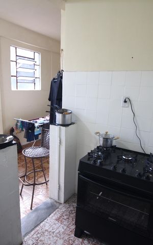 Casa à venda com 360m², 2 quartos e 2 vagasCozinha