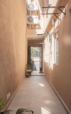 Casa à venda com 155m², 3 quartos e 2 vagasAcesso lateral