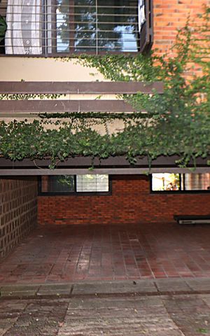 Casa para alugar com 338m², 5 quartos e 4 vagasFachada 