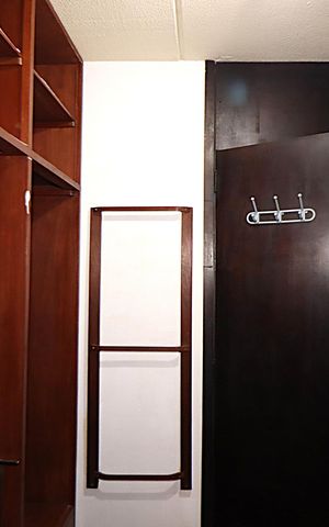 Casa para alugar com 338m², 5 quartos e 4 vagasSuíte - Closet