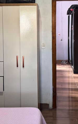 Casa à venda com 90m², 2 quartos e 2 vagas Casa à venda com 90m², 2 quartos e 2 vagasQuarto 1