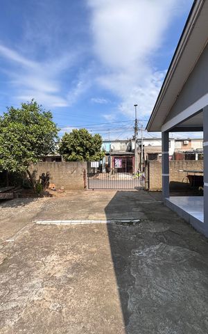 Casa à venda com 90m², 2 quartos e 2 vagas Casa à venda com 90m², 2 quartos e 2 vagasÁrea comum