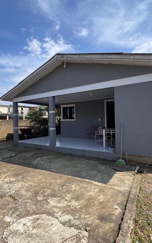 Casa à venda com 90m², 2 quartos e 2 vagas Casa à venda com 90m², 2 quartos e 2 vagasÁrea comum