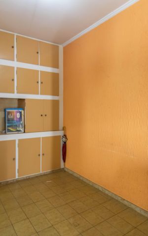 Casa à venda com 250m², 3 quartos e 3 vagas Casa à venda com 250m², 3 quartos e 3 vagasCozinha