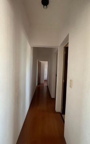 Apartamento à venda com 80m², 2 quartos e 1 vagaCorredor
