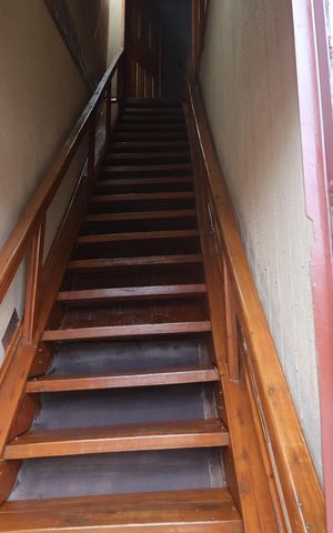 Apartamento para alugar com 120m², 2 quartos e sem vagaEscada